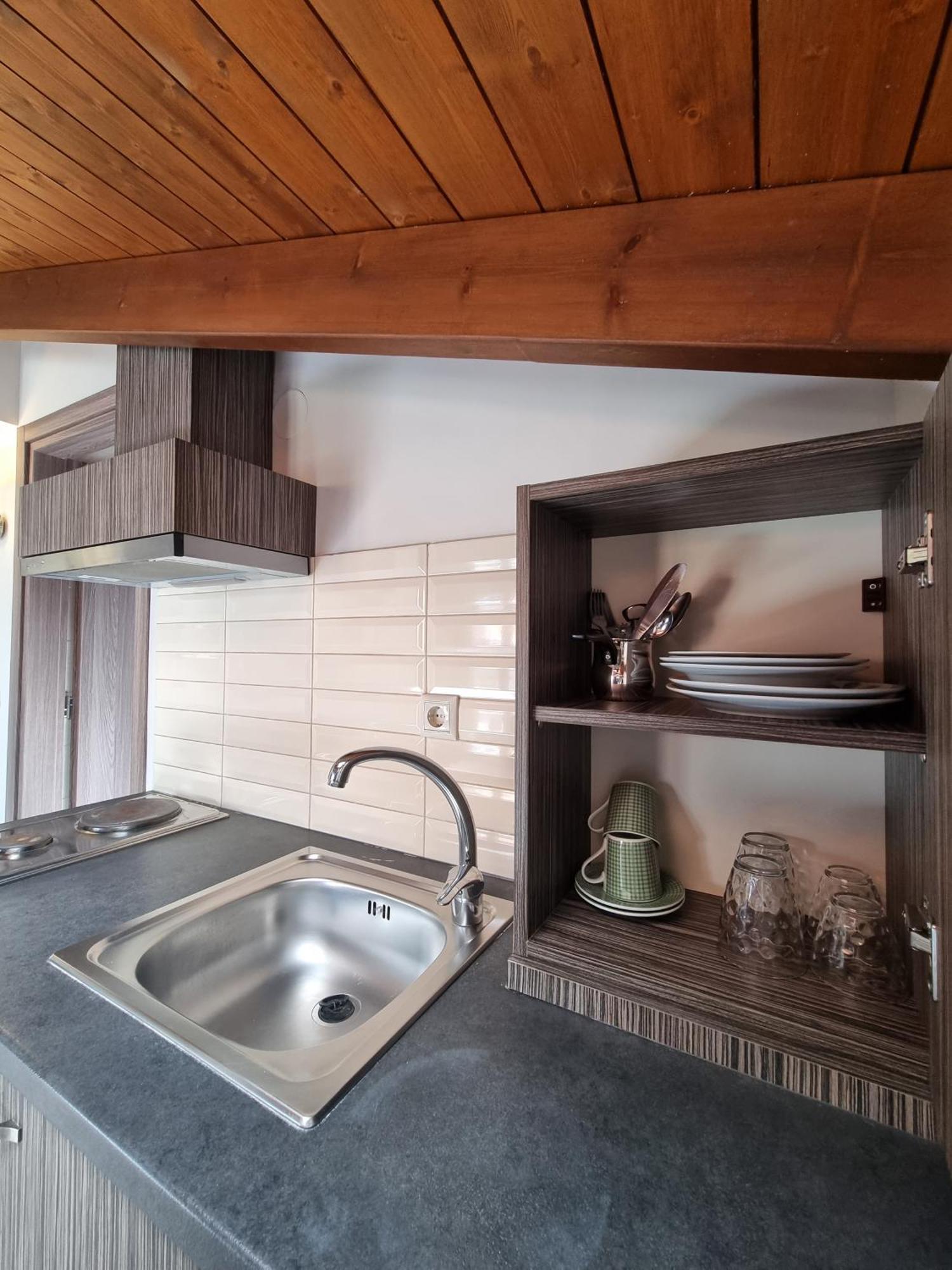 Sissy'S Boutique Apartments Паралія-Катерініс Екстер'єр фото